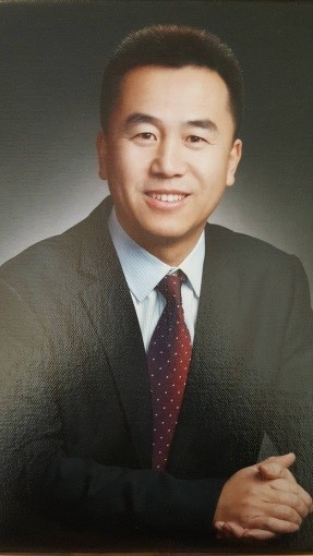 王良滨照片.jpg